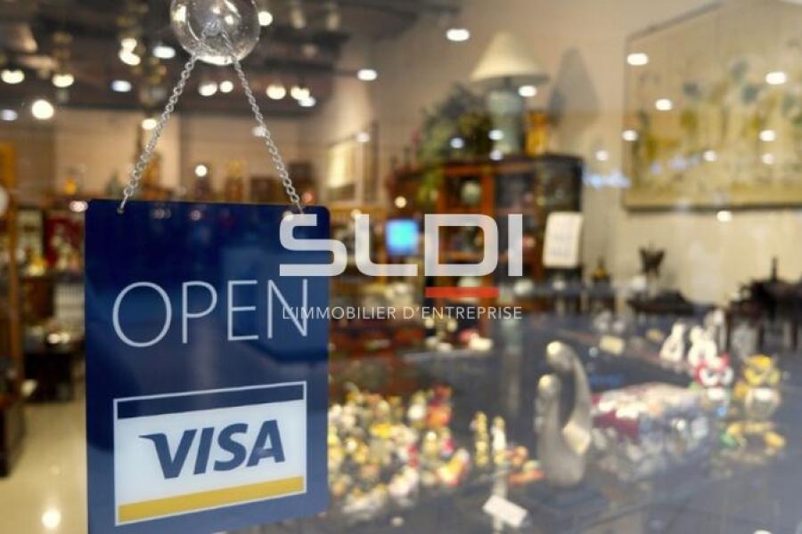 Bureaux A LOUER - VENISSIEUX - 265 m²