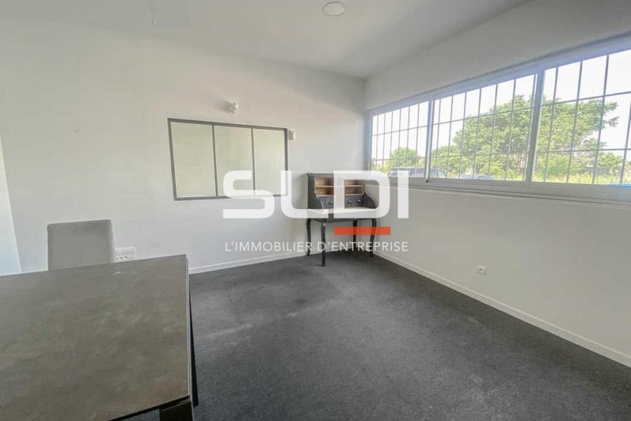 Activités A LOUER - DECINES CHARPIEU - 1 000 m²