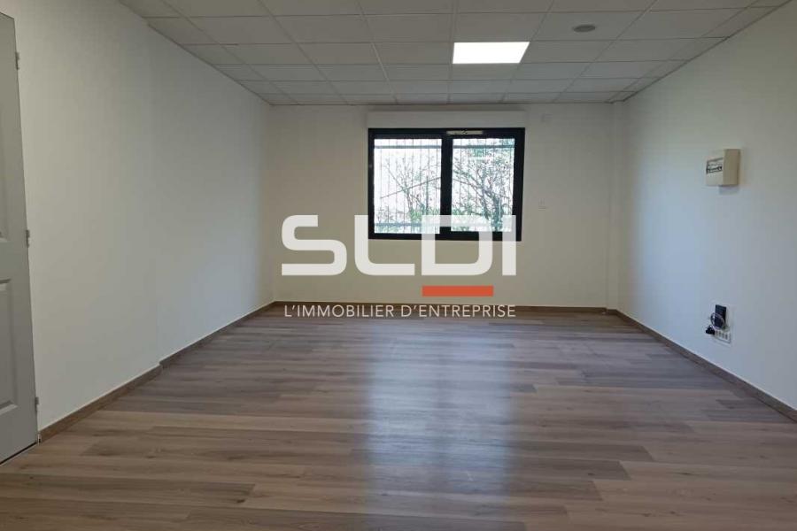 Bureaux A LOUER - MEYZIEU - 16 m²