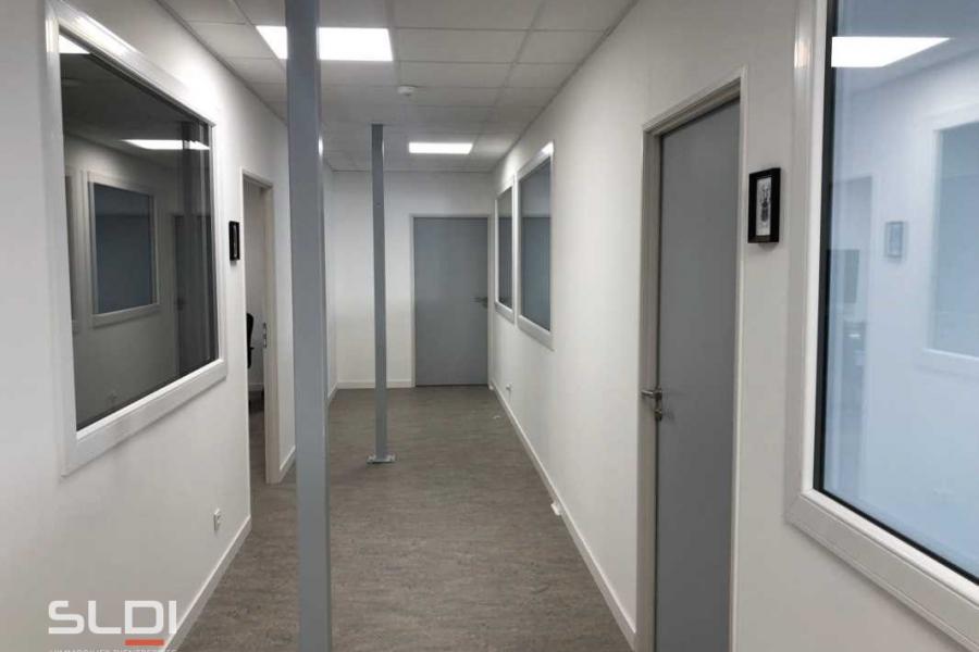 Bureaux A LOUER - MEYZIEU - 78 m²