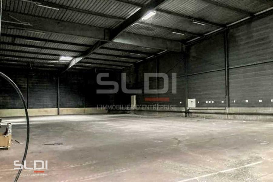 Activités A LOUER - BELLEVILLE - 3 279 m²