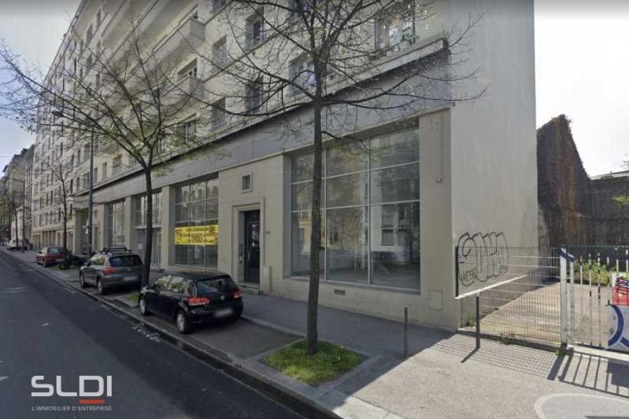 Commerces A VENDRE - LYON - 217 m²