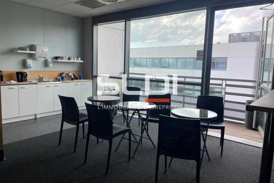 Bureaux A LOUER - DARDILLY - 19 m²