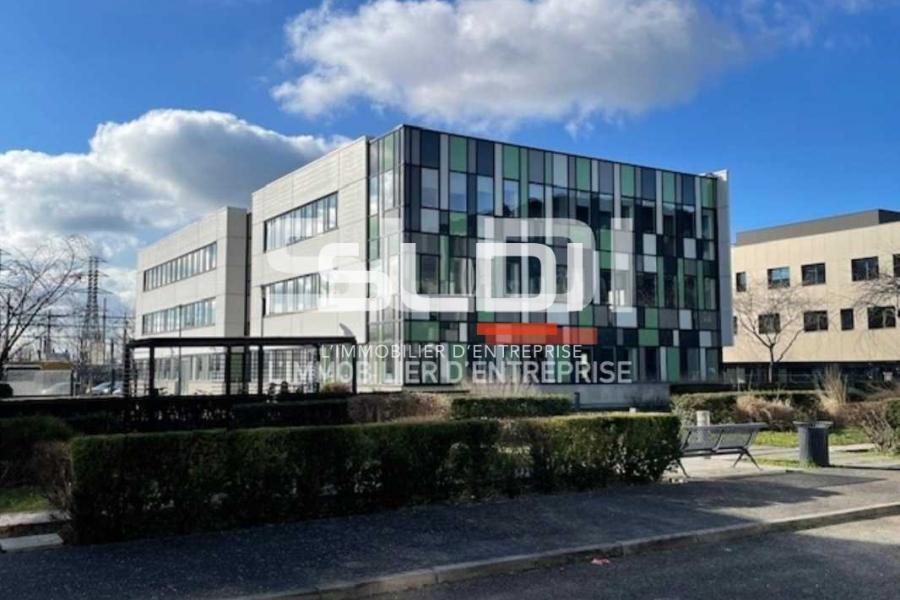 Bureaux A VENDRE OU A LOUER - LYON - 6 717 m²