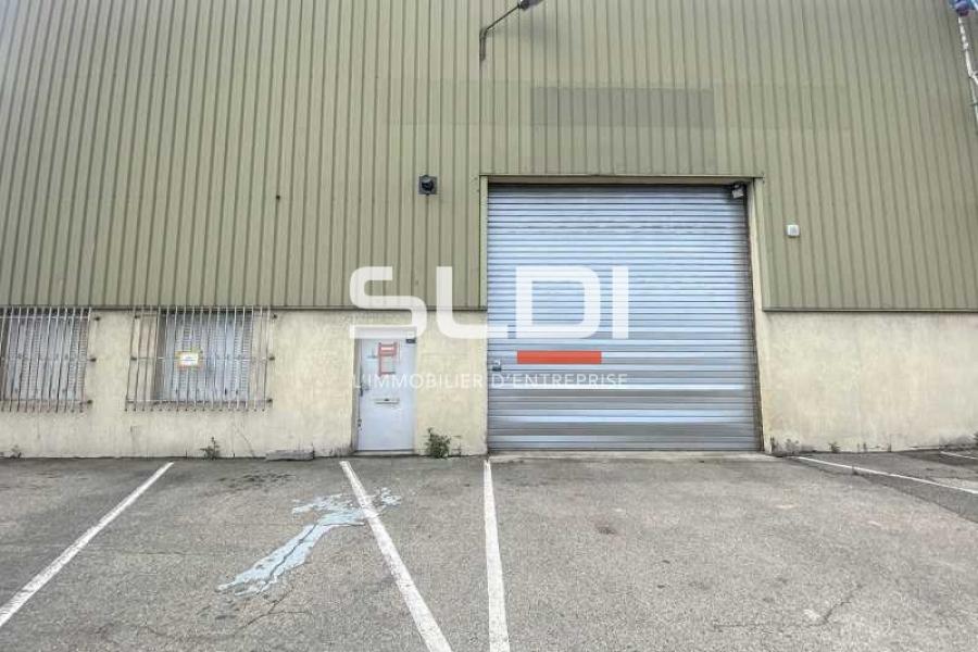 Activités A LOUER - CHASSIEU - 2 234 m²