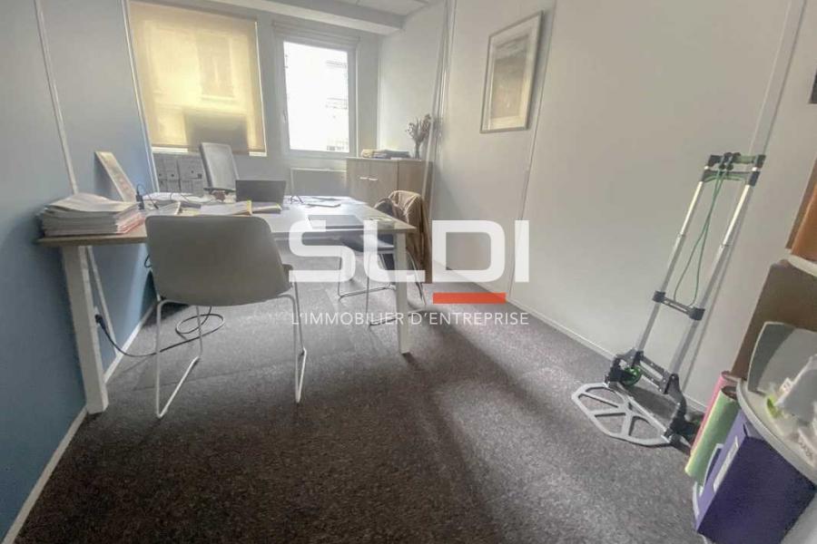 Bureaux A LOUER - LYON - 143 m²