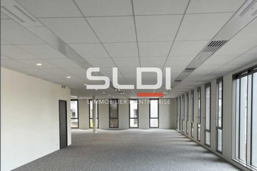 Bureaux A LOUER - VILLEURBANNE - 7 156 m²