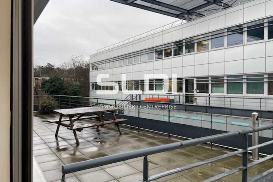 Bureaux A LOUER - ECULLY - 912 m²