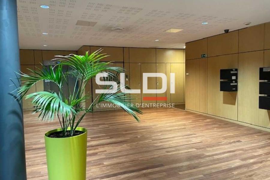 Bureaux A LOUER - ECULLY - 1 111 m²