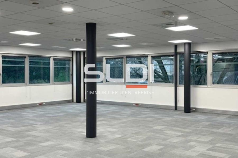 Bureaux A LOUER - ECULLY - 912 m²