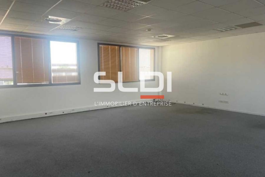 Bureaux A LOUER - VILLEURBANNE - 377 m²