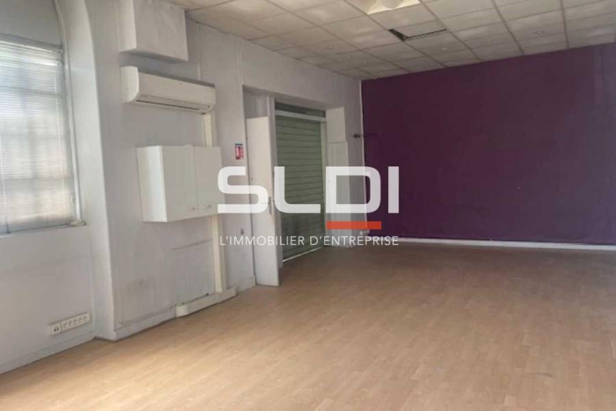 Bureaux A LOUER - VILLEURBANNE - 377 m²