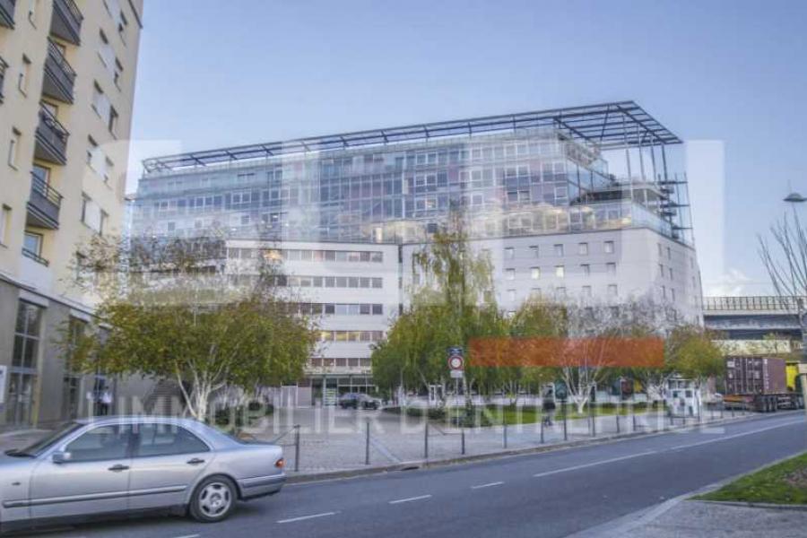 Bureaux A LOUER - SAINT QUENTIN FALLAVIER - 157 m²