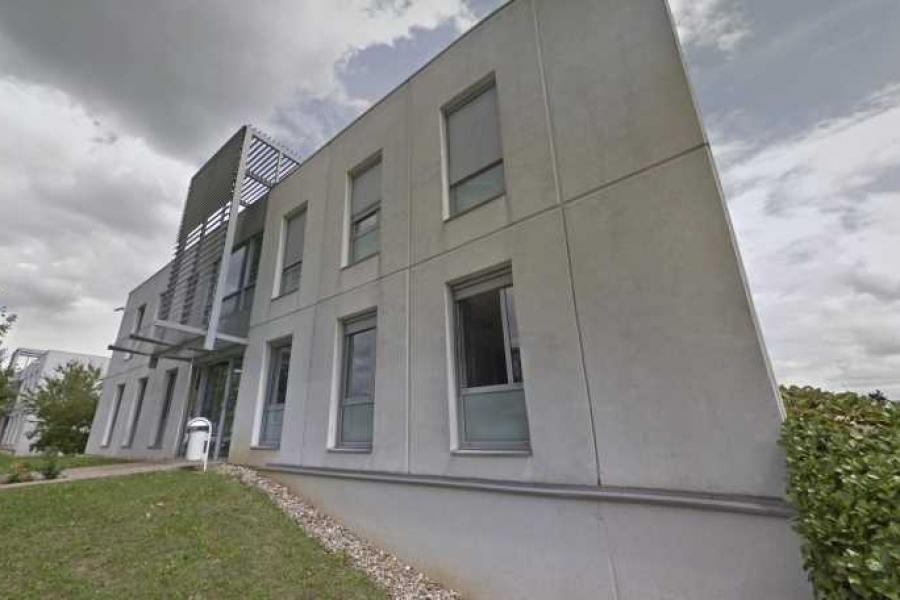 Bureaux A LOUER - LIMAS - 560 m²