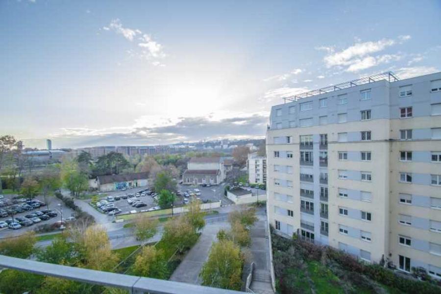Bureaux A LOUER - SAINT QUENTIN FALLAVIER - 157 m²