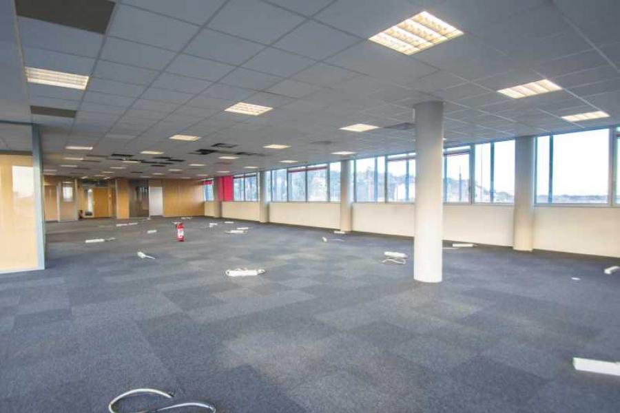 Bureaux A LOUER - SAINT QUENTIN FALLAVIER - 157 m²