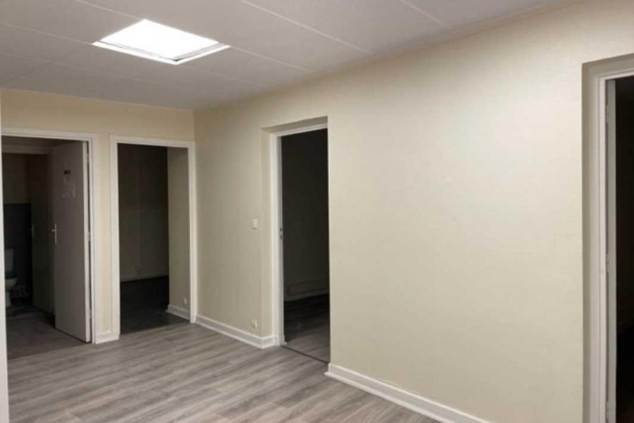 Bureaux A LOUER - VILLEURBANNE - 175 m²