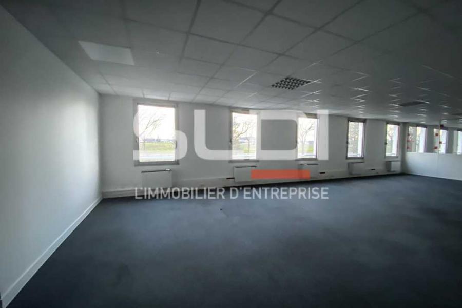 Bureaux A VENDRE - BRON - 948 m²