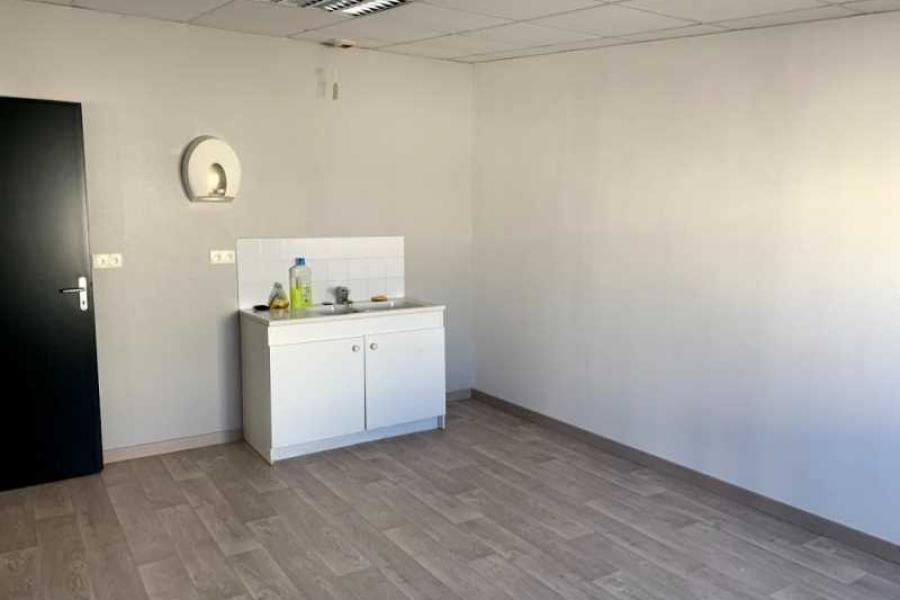 Bureaux A LOUER - VALENCE - 305 m²